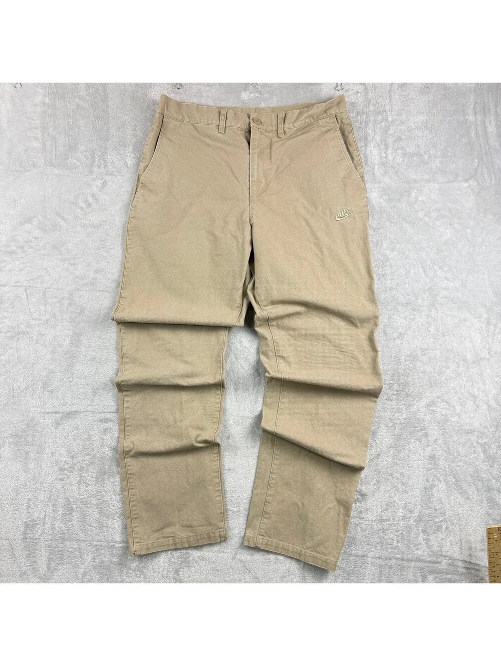 Nike Men's 32x32 Khaki Chino Pants Tan Embroidered Swoosh Casual Straight Leg